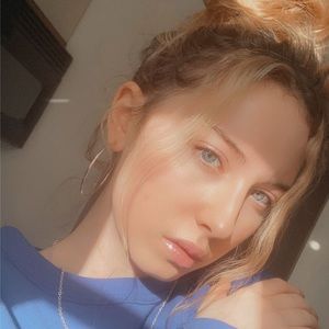 Meet your Posher, Jenna